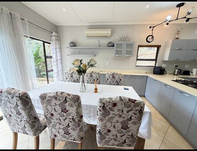 4 BEDROOM TOWNHOUSE FOR SALE IN ZIMBALI ESTATE